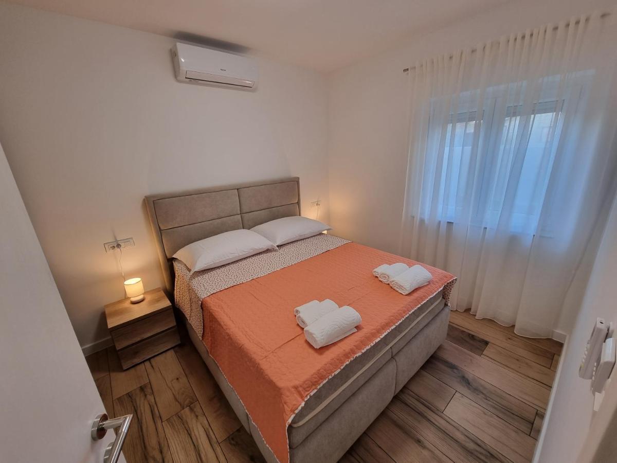 Apartman Lovre Zadar Extérieur photo