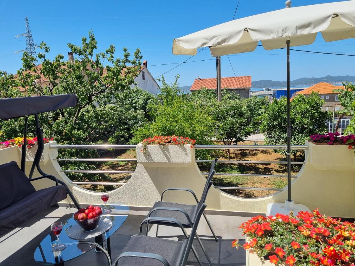 Apartman Lovre Zadar Extérieur photo